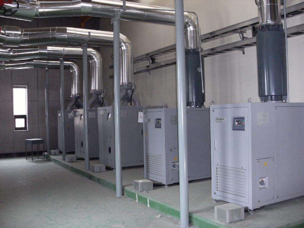 青島啤酒羅茨風機及隔音罩_萬豪羅茨風機